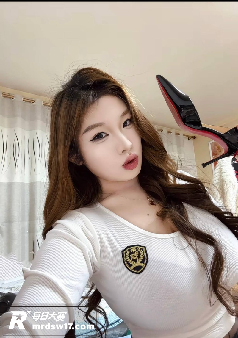 快手高颜值网红 小高相关图片4